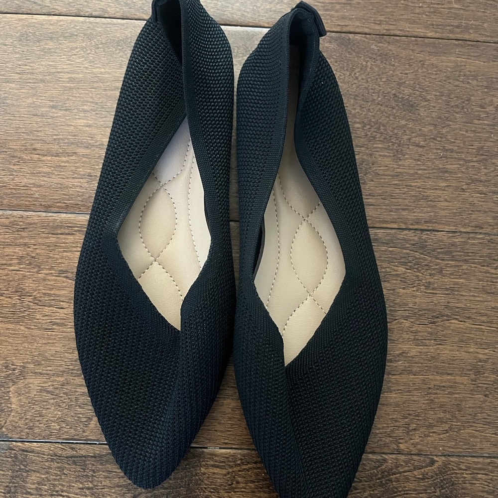 Women's Black Knit Pointed-Toe Ballet Flats NEW without box size 39